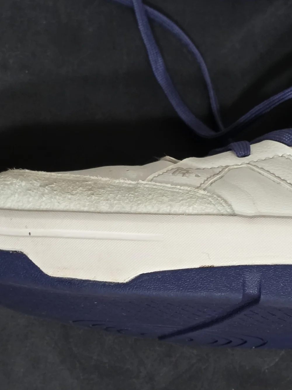 On Cloud The Roger Clubhouse Casual Shoes White / Acai Blue Sz 12 3MF10541534